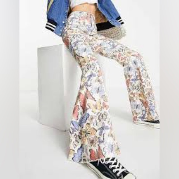 Free People Just Float On Butterfly Print flare leg raw hem denim Pants 32 - Picture 2 of 13